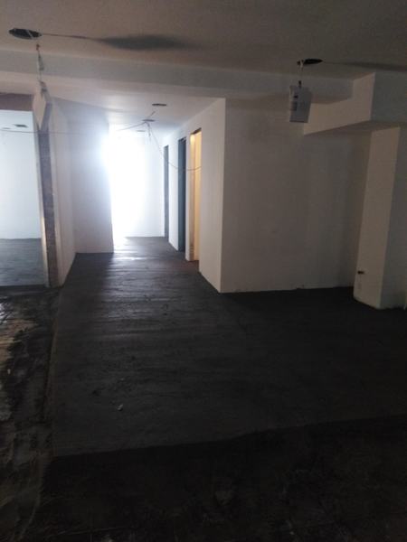 Εσωτερικός χώρος μετά την αποξήλωση, έτοιμος για τις επόμενες εργασίες